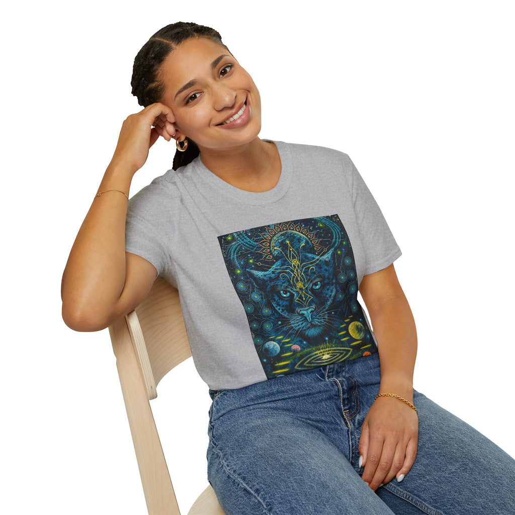 Ayahuasca — Sacred Vine of the Amazon. It awakens the spirit, reveals the past, illuminates the present, and guides toward the future. T-Shirt —