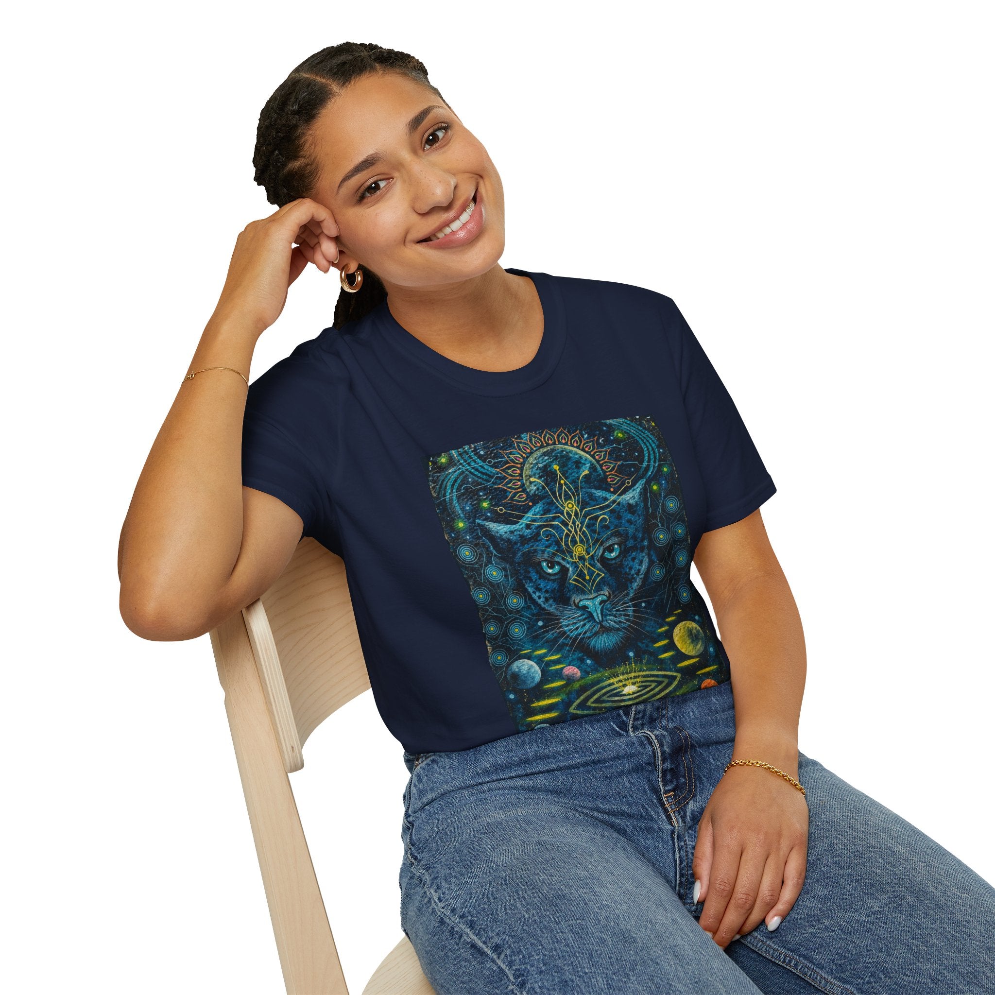 Ayahuasca — Sacred Vine of the Amazon. It awakens the spirit, reveals the past, illuminates the present, and guides toward the future. T-Shirt —