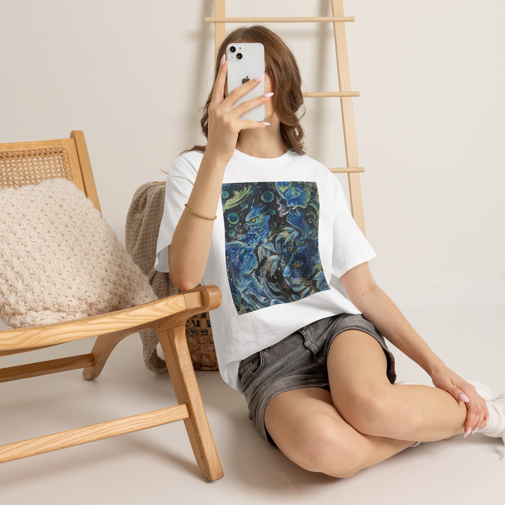 "Ayahuasca — The Vine of Visions. Where the past is remembered, the present revealed, and the foreseen unfolds." T-Shirt